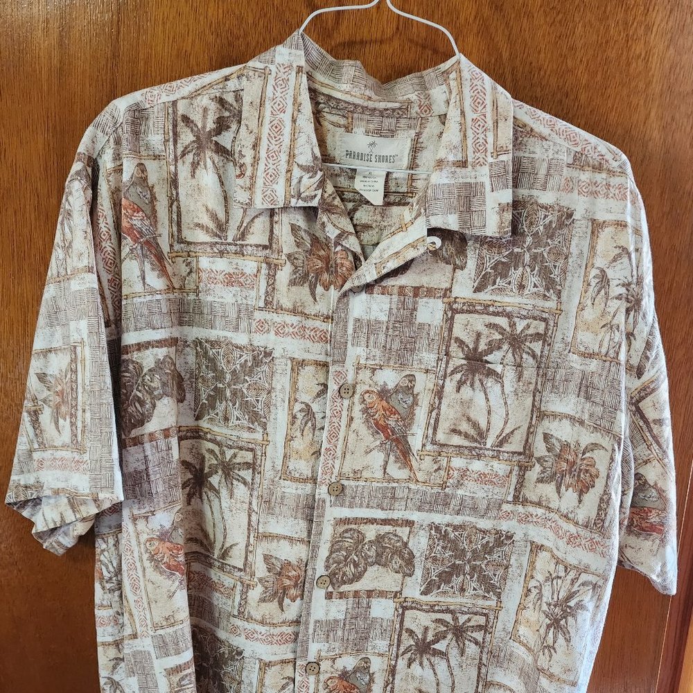 Men's XL Paradise Shores Tan Parrot Print Short Sleeve Hawaiian Shirt